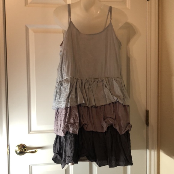 Dress - Picture 8 of 9